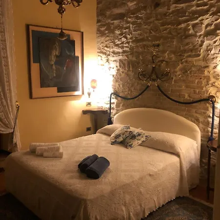 Le Vecchie Poste Di Benedetta Residenza Storica 3*